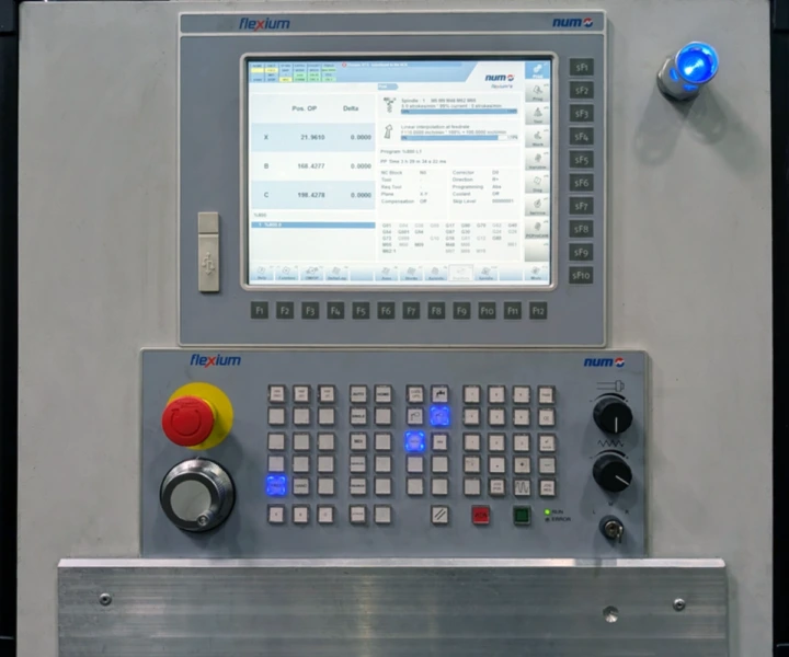 NUM Flexium+ 68 HMI