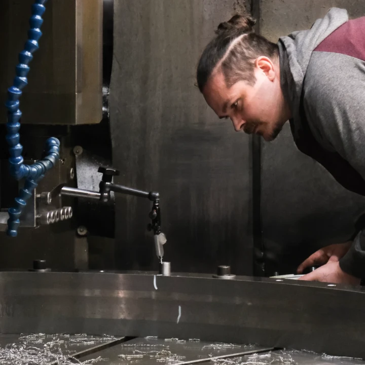 ITAMCO employee checking tolerances
