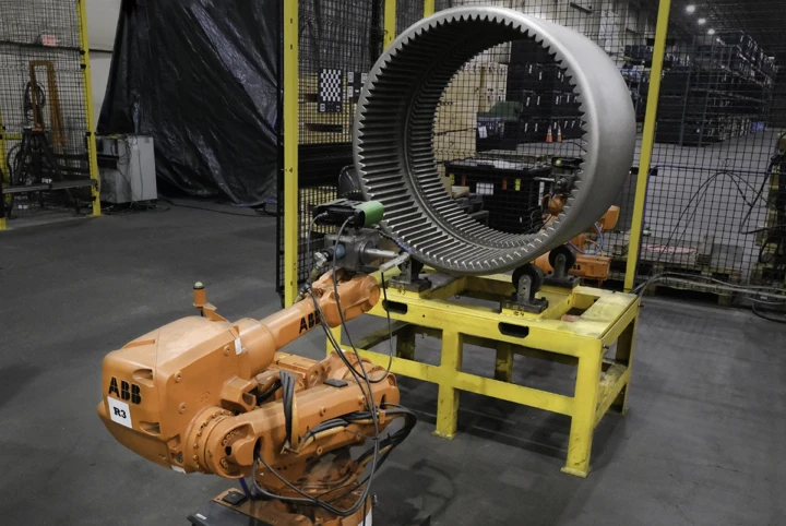 Robots on the manufacturing floor at ITAMCO