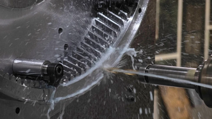 Our machine turning, vertical turning, horizontal and vertical machining, precision boring, and grinding capabilities support a wide range of component sizes and requirements.